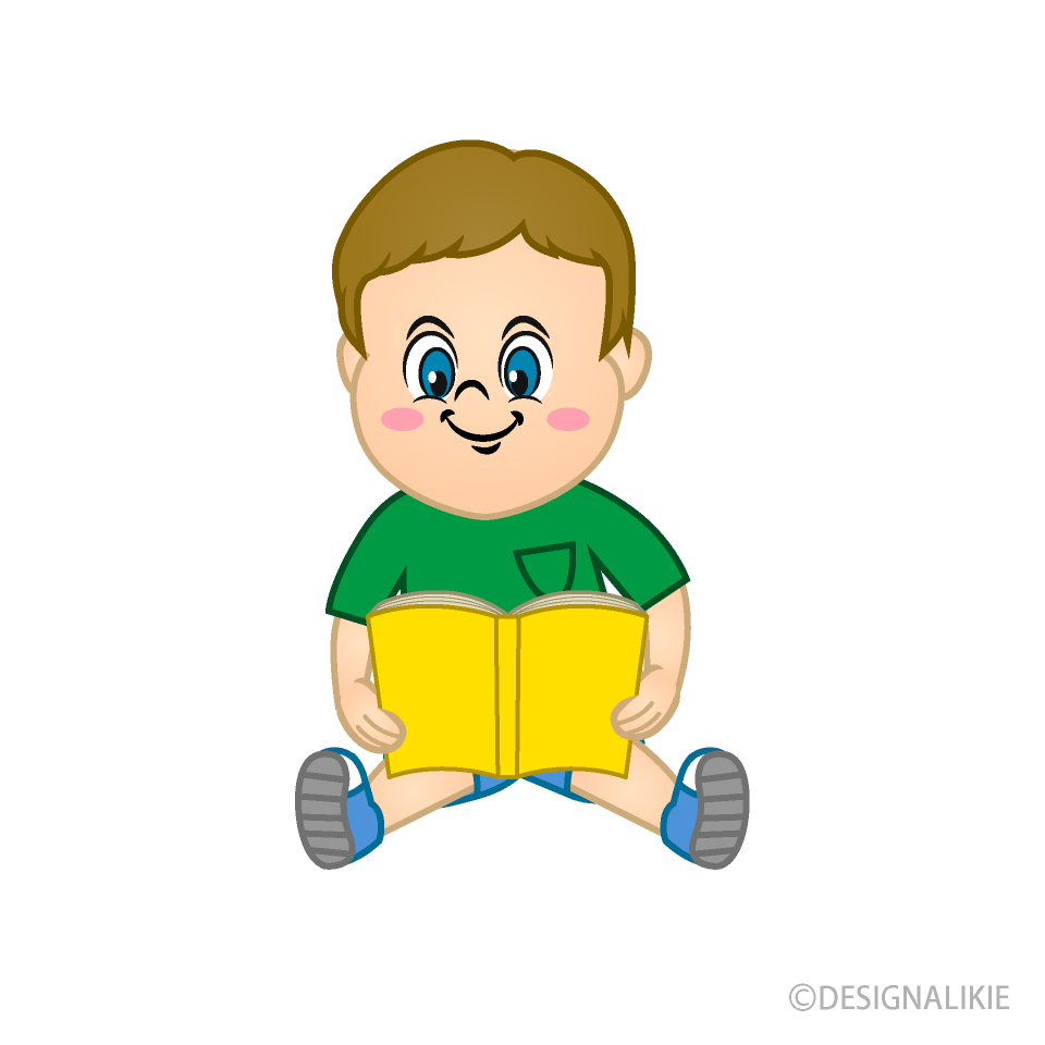Niños sentados y leyendo